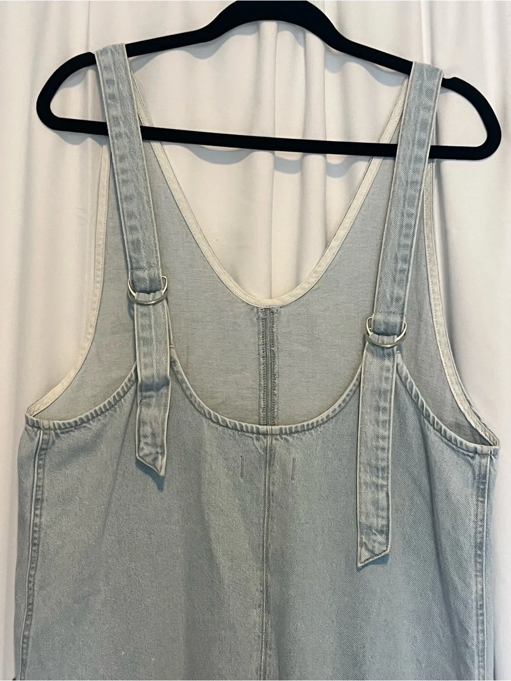 Free People We The Free High Roller Denim Jumpsuit M Light Wash Slouchy Relaxed - Picture 5 of 12